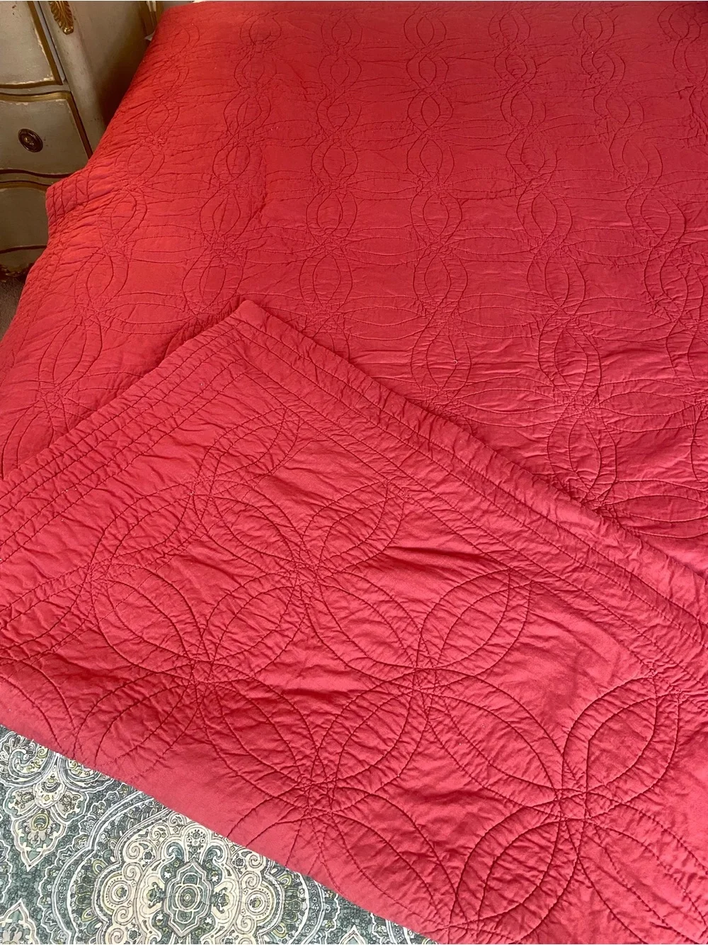 Red Quilted Bedspread/ coverlet Classic 100% cotton
